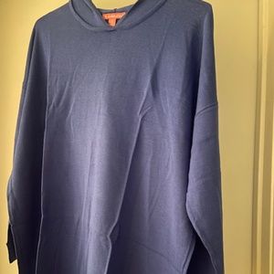 Sweaters with hoodie, blue and white bundle